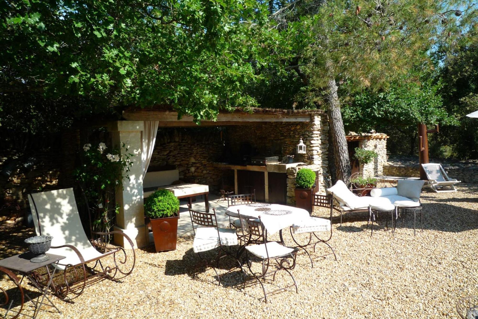 Beautiful Provencal Villa With Pool And Jacuzzi Lacoste  Exterior photo